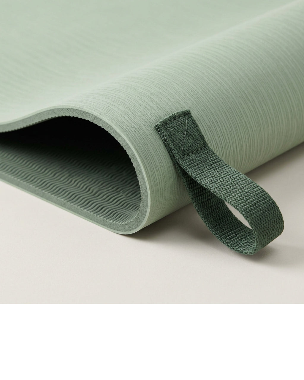 Yomba Dual-Texture TPE Yoga Mat with Carry Strap 183 x 61 cm 6 mm Sage - Detail view